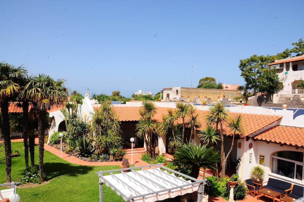 Hotel Belsole Forio di Ischia エクステリア 写真