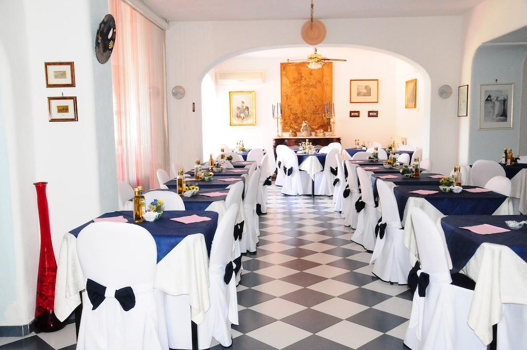 Hotel Belsole Forio di Ischia エクステリア 写真